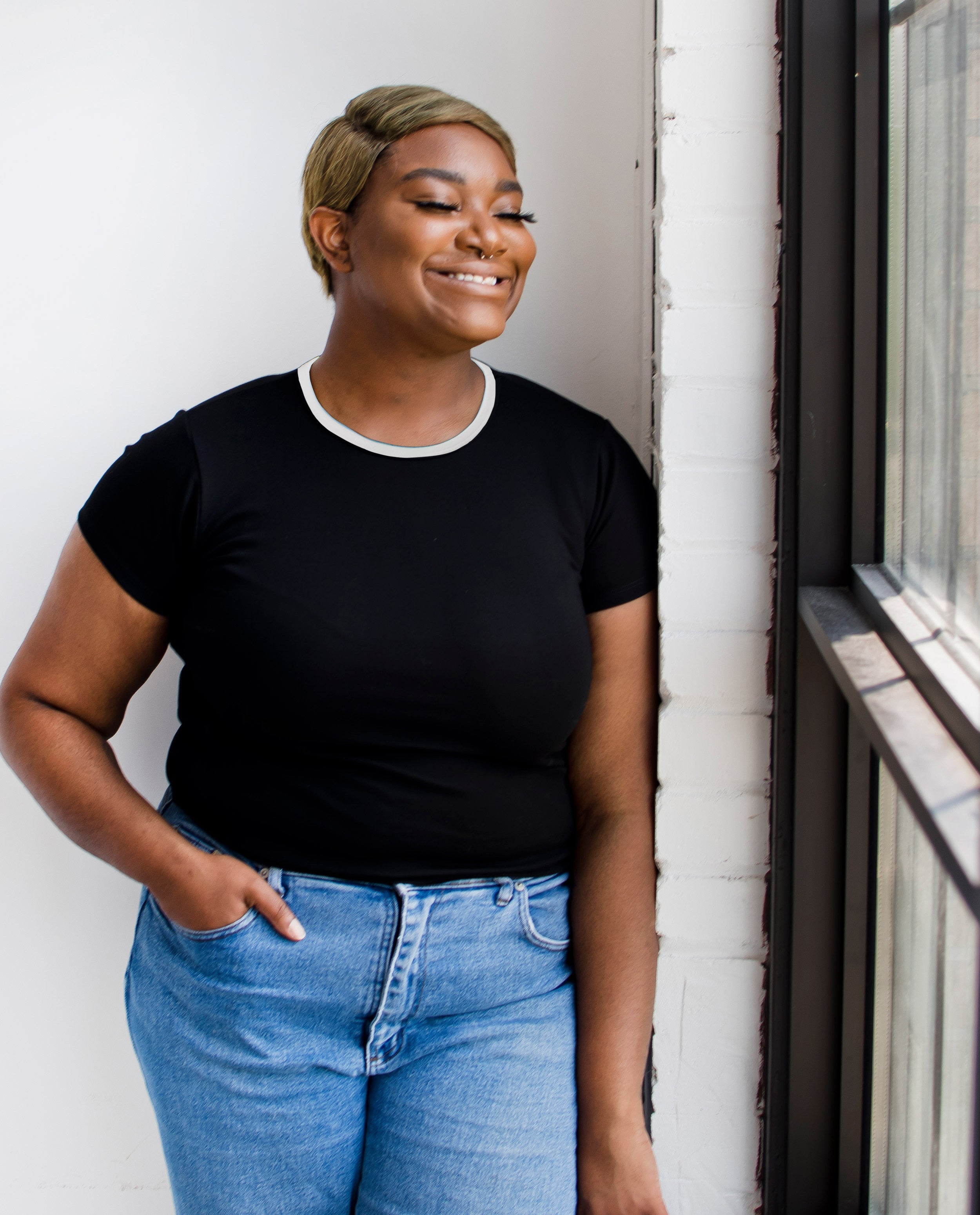 The Babe Tee in Black + White | FRANC Sustainable Clothing