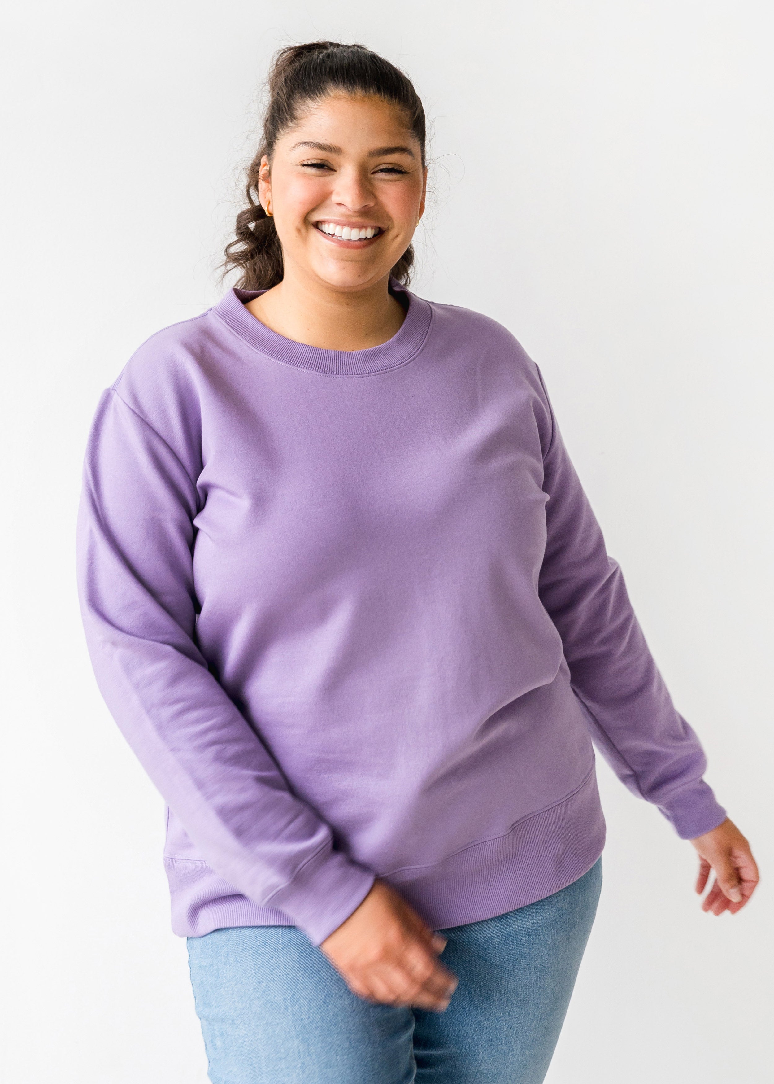 The Crewneck Sweatshirt in Lavender | FRANC Sustainable Clothing